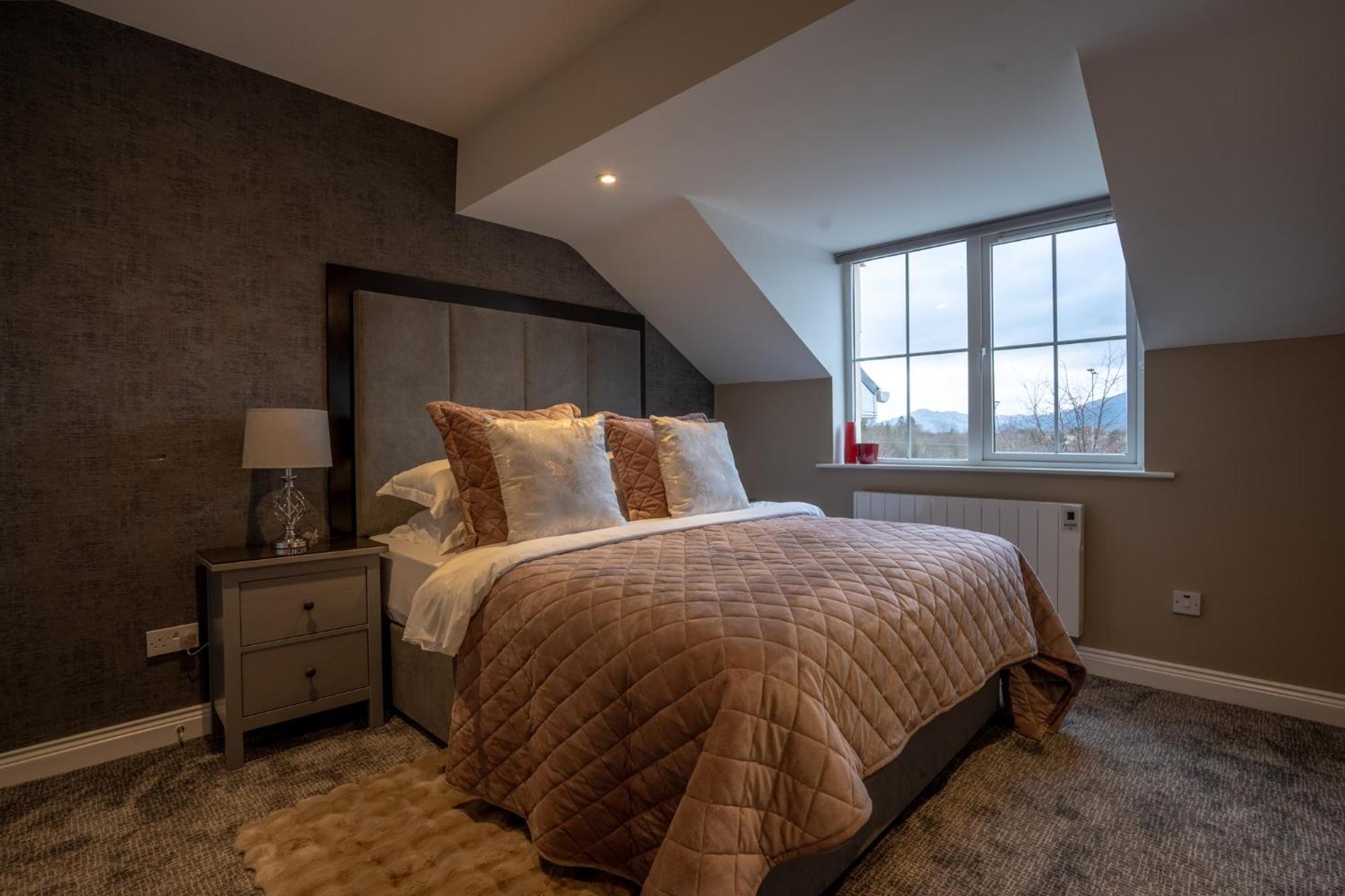קיל איירן Muckross Luxury Residences מראה חיצוני תמונה