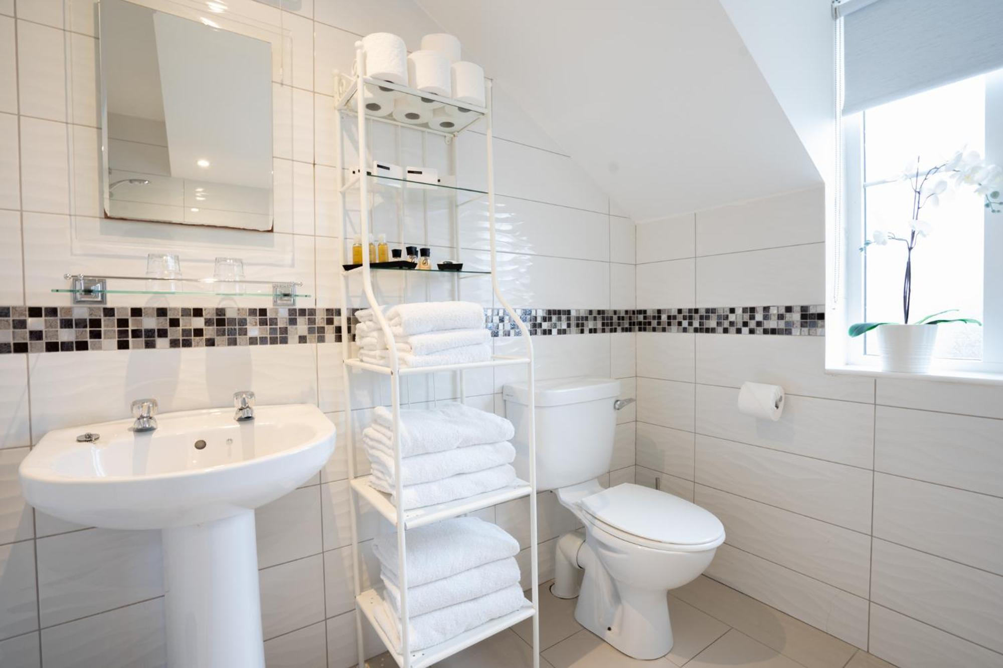 קיל איירן Muckross Luxury Residences מראה חיצוני תמונה
